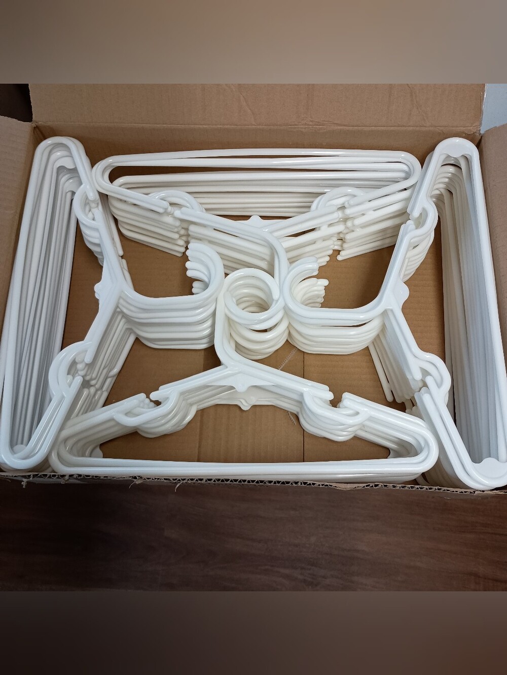 Kids Hangers Lot White Plastic Infant Toddler Little Kids Delta Children -77 PCS